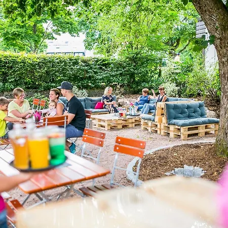 Imbery & Restaurant فندق