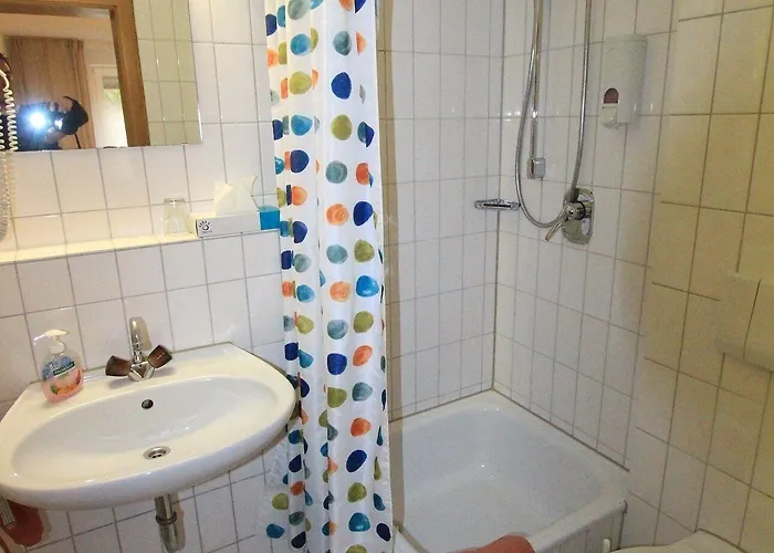 Imbery & Restaurant Hotell 3*